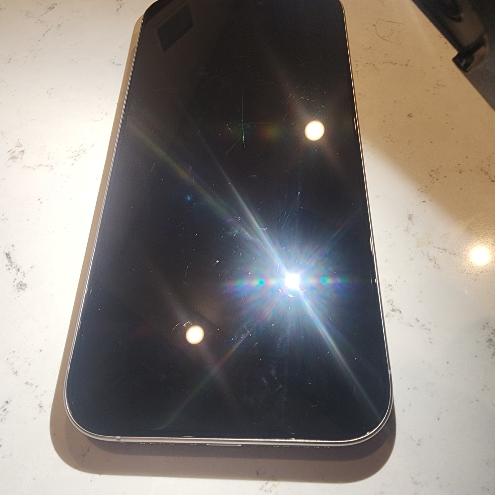 Apple iPhone 16 Pro Max – 256 GB – White Titanium (Unlocked) (LCD) (ESN Checks)