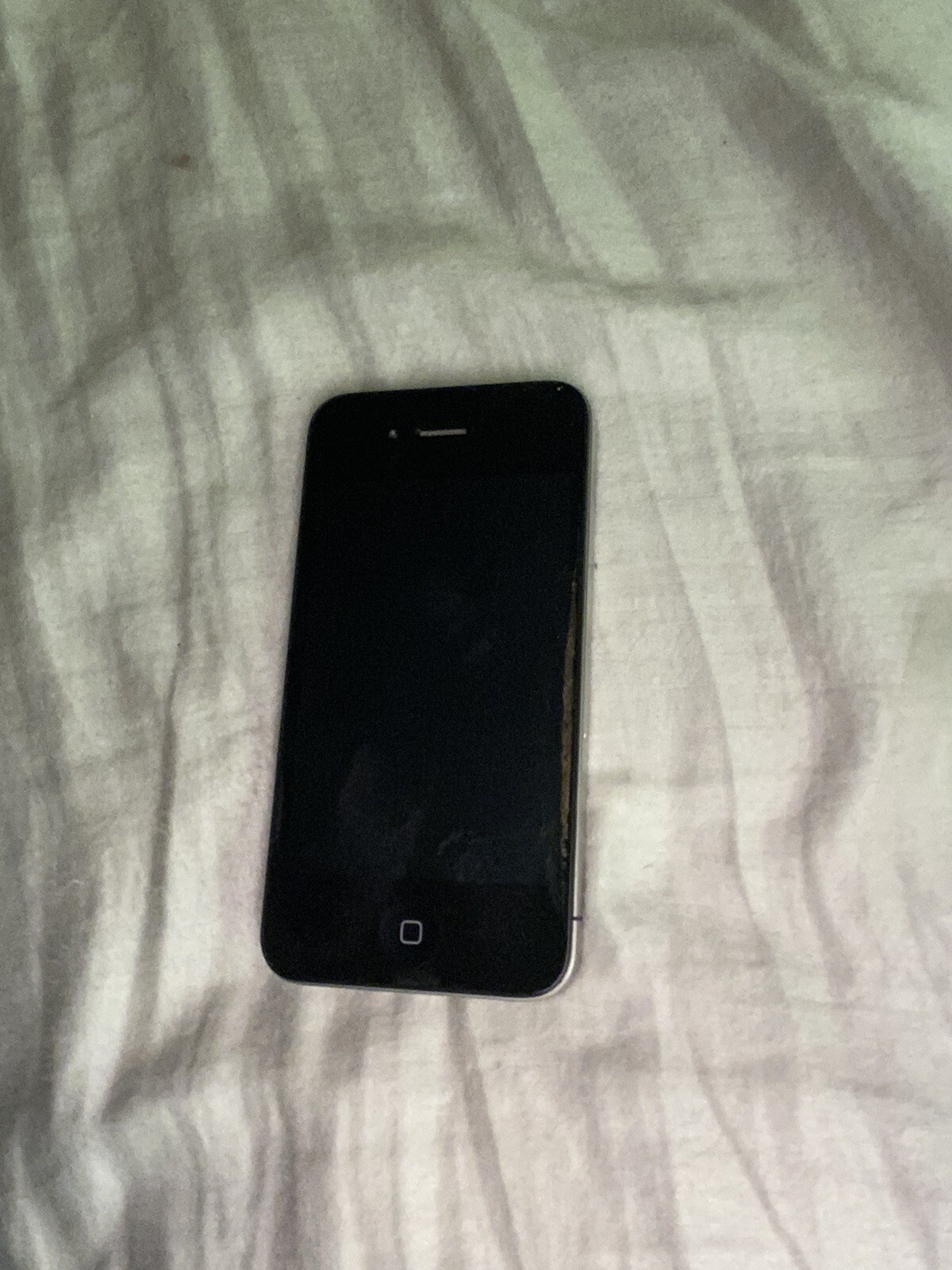 Apple iPhone 4 – 16GB – Black (Unlocked) A1332 (GSM) (AU Stock)