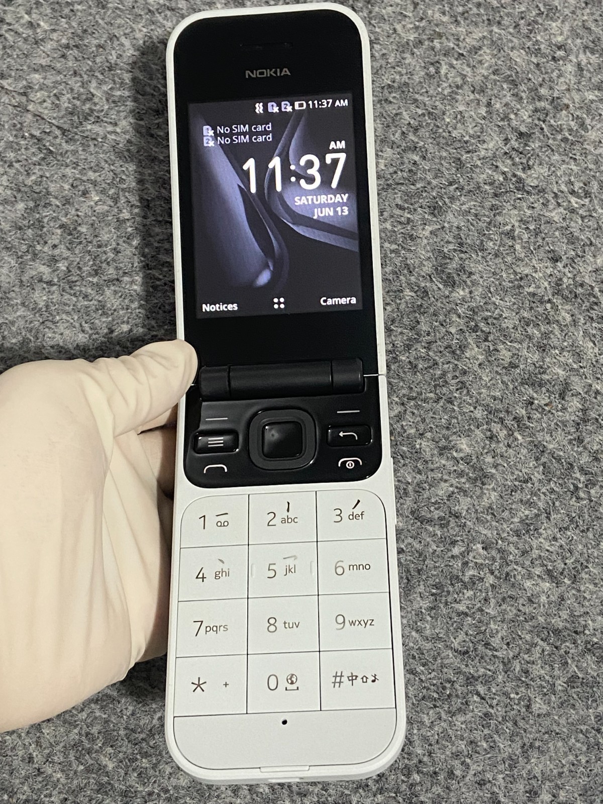 Nokia 2720 Flip (2019) 4G 2.8″ 2MP 512MB RAM KaiOS Unlocked phone Tested