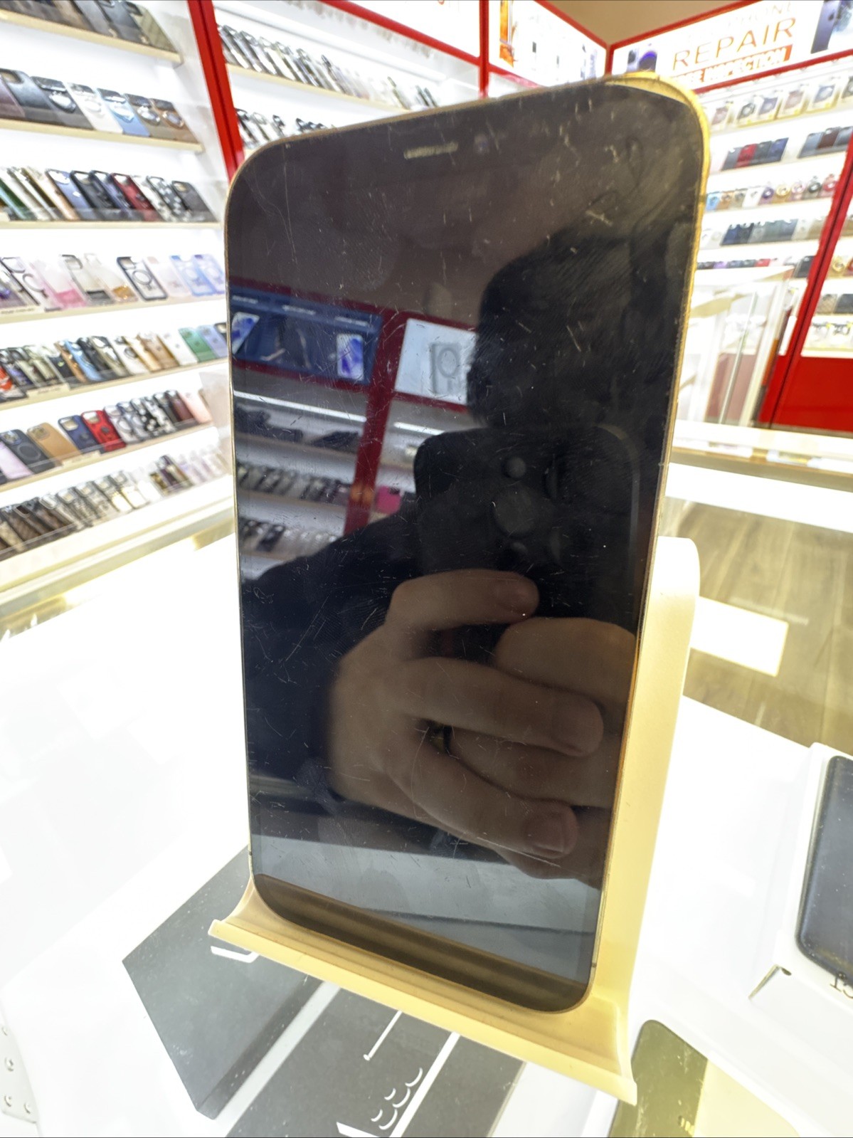 iphone 12 pro unlocked-128GB-Gold-Minor Scratches