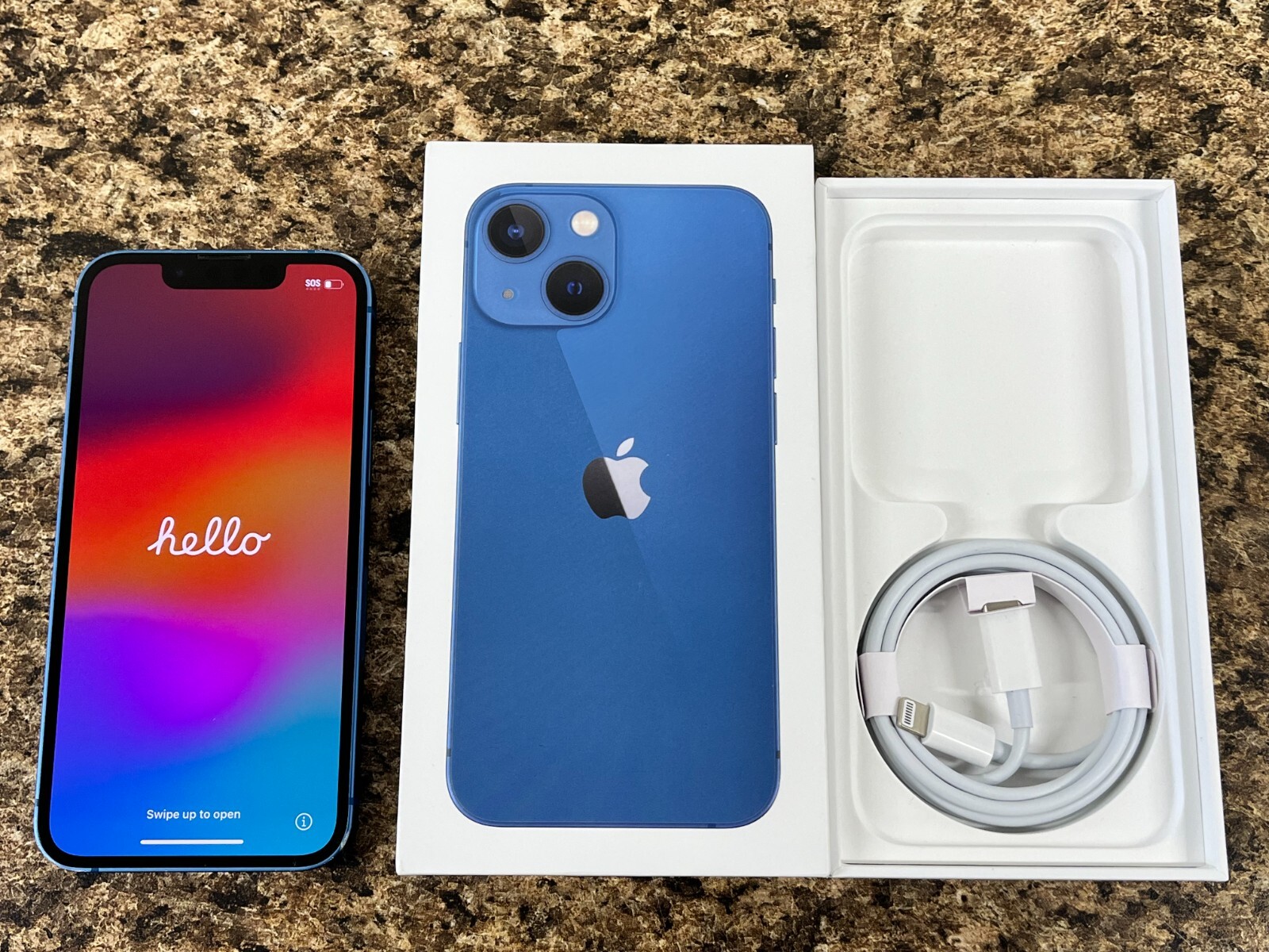 Apple iPhone 13 Mini A2481 128GB Factory Unlocked GSM / CDMA- Excellent In-Box