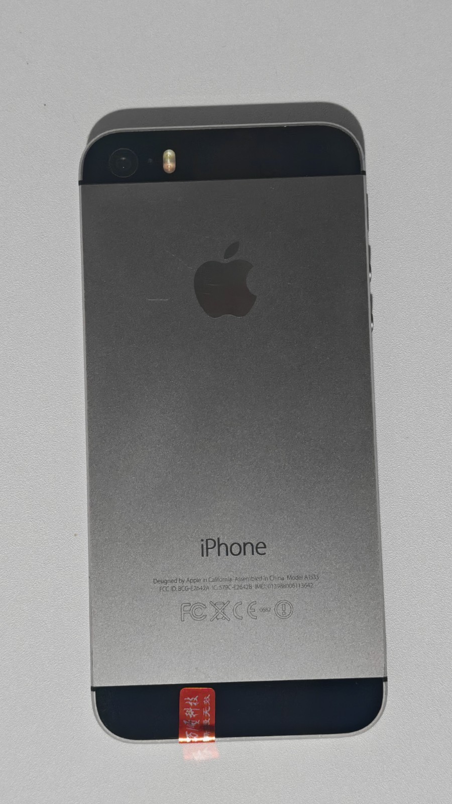 Apple iPhone 5s Unlocked 16 GB/32 GB/64 GB Gold Gray Silver Good Condition