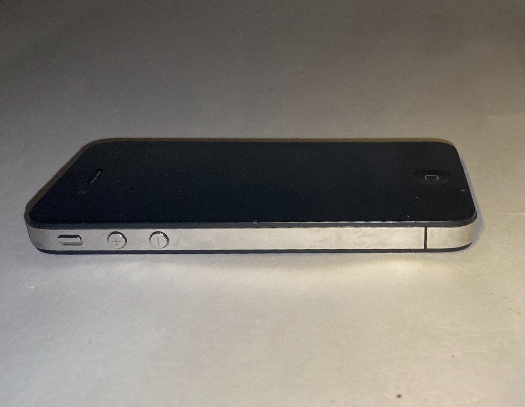 Apple IPhone 4 Model A1332 Black Phone Only Untested