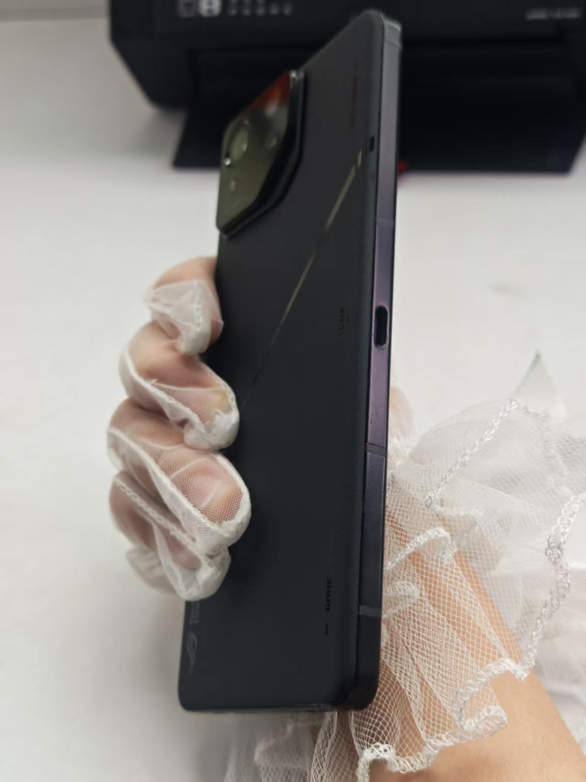 ASUS ROG Phone8 Pro (Global Unlocked) Gaming Phone Black 512 GB Tested Good