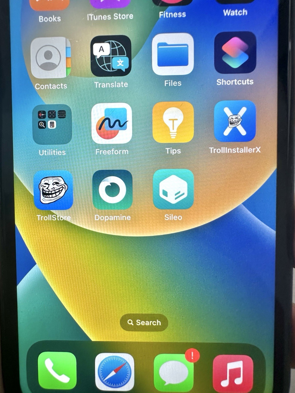 RARE iPhone 11 64g Unlocked Jailbroken iOS 16.5.1 • Trollstore /Dopamine /Sileo