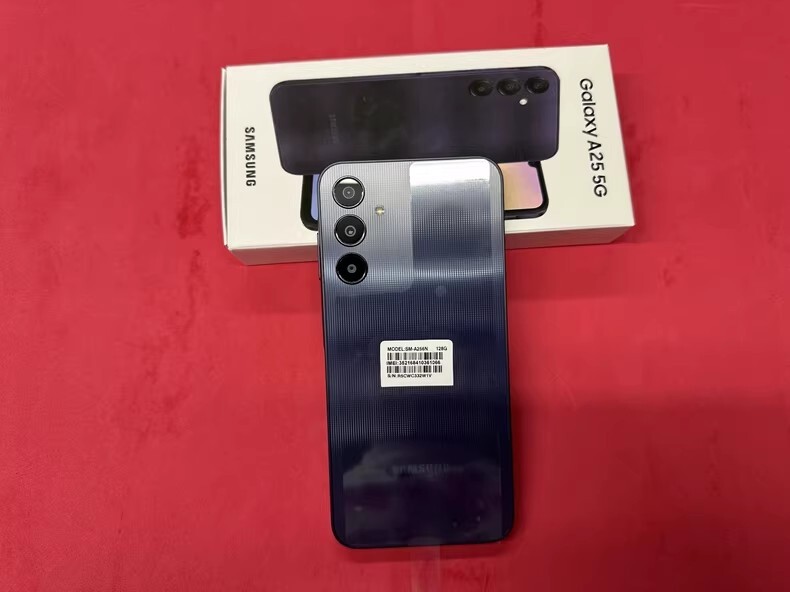 Samsung Galaxy A25 5G SM-A256B/DS SM-A256U1 128GB Android Global Unlocked