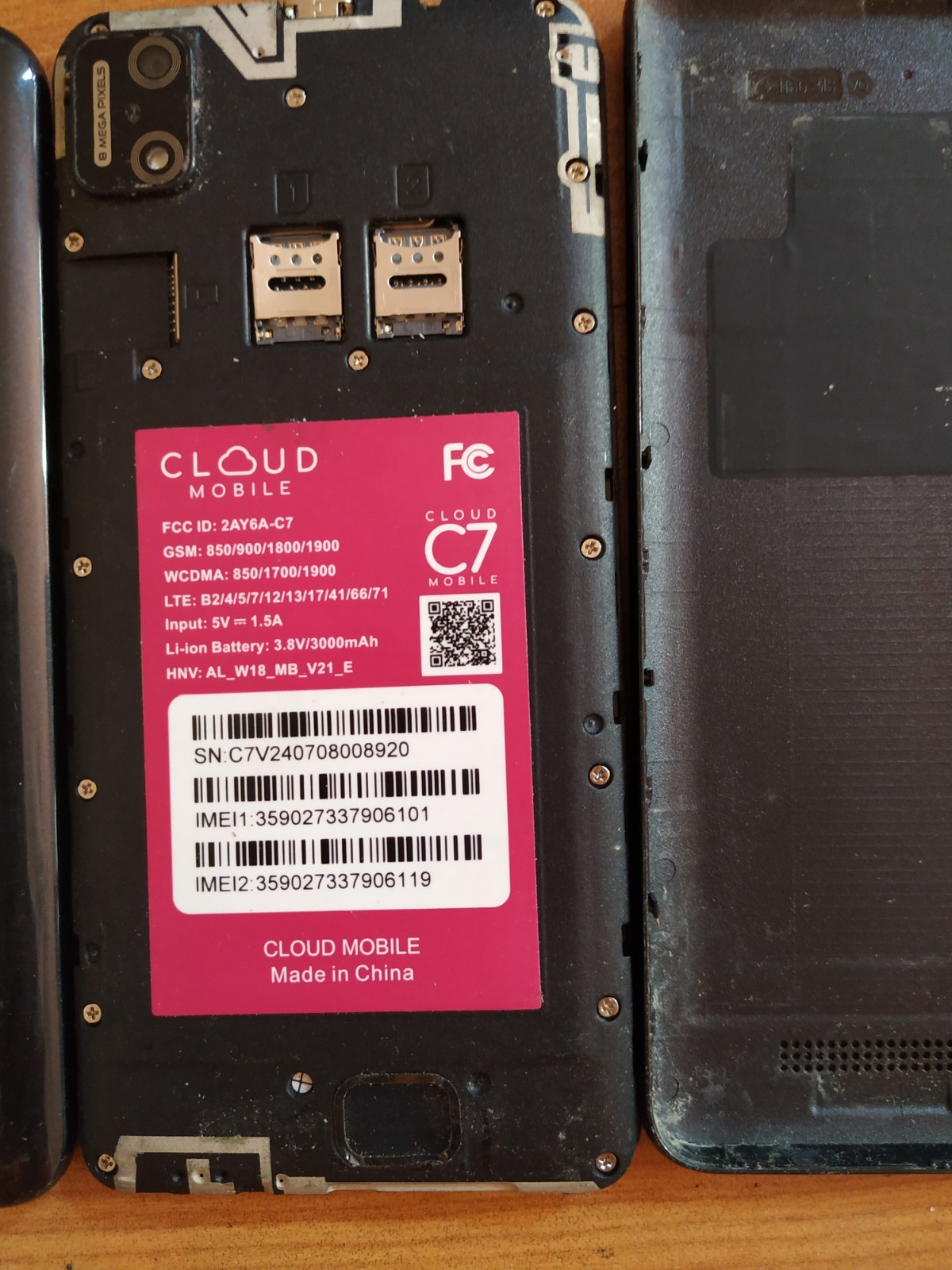 Lot of 27 Cloud Mobile Stratus C8 32GB (4pc) and C7 (23pc) Smartphone For parts