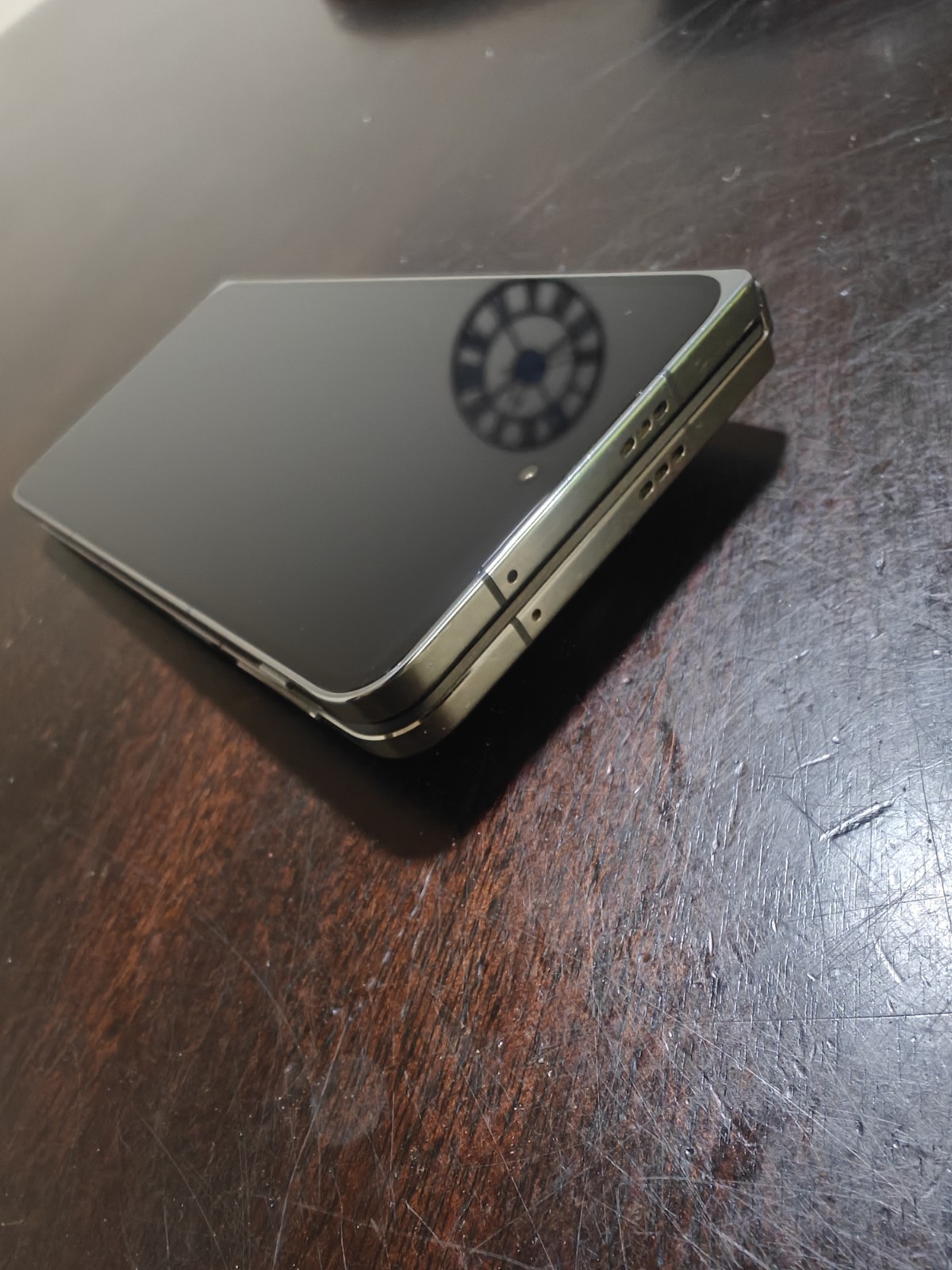 OnePlus Open – CPH2551 – 16GB + 512 GB – Emerald Dusk (Unlocked) Excellent