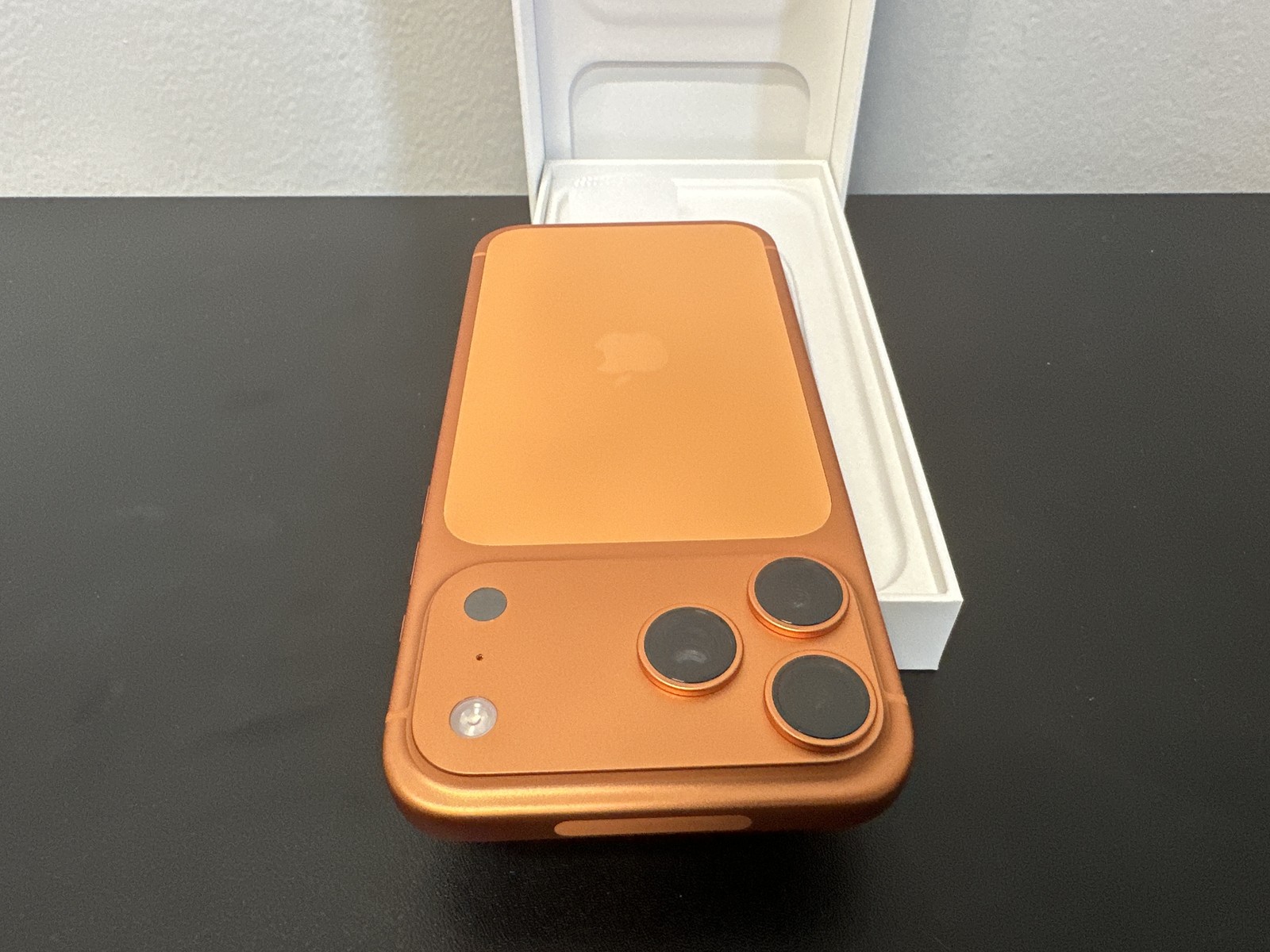 New Open Box Apple iPhone 17 Pro Max 512GB Orange Unlocked 100% Battery Cycle 0