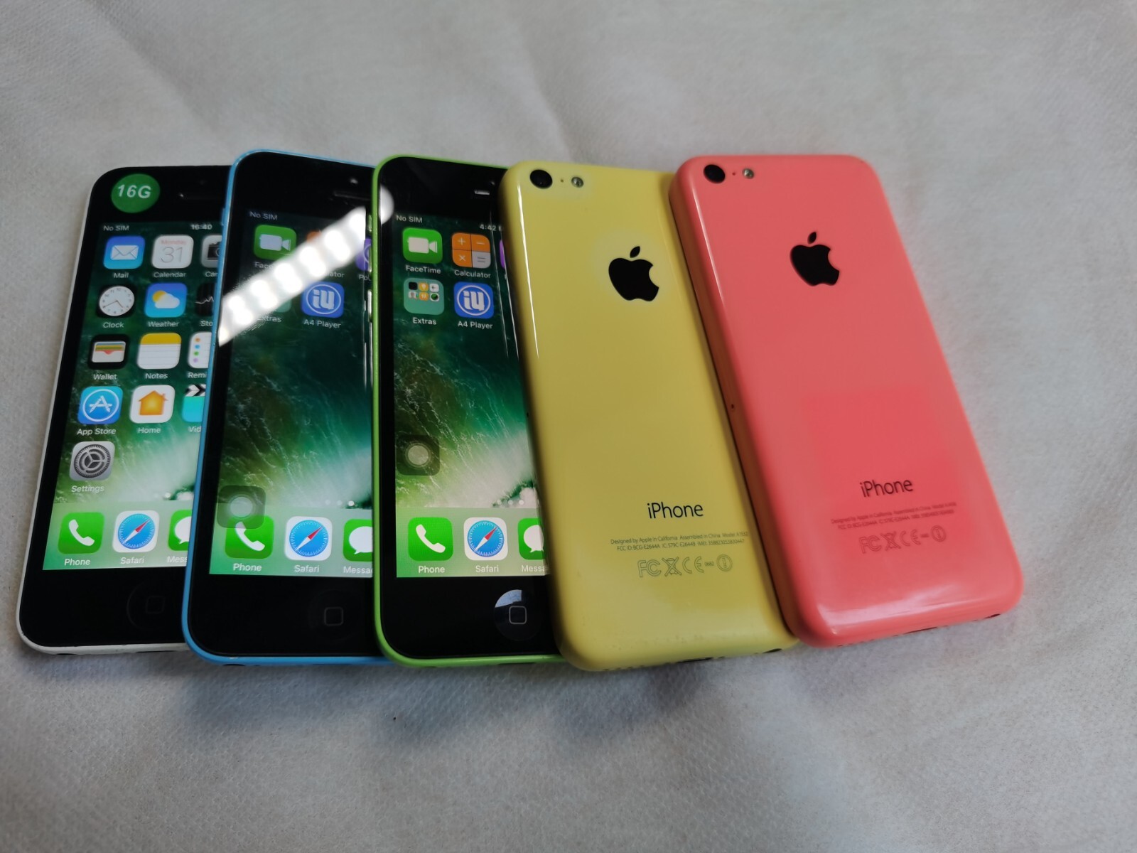 85% N ew Apple iPhone 5c 8 16 32GB (GSM Unlocked) White Blue Green Yellow Pink