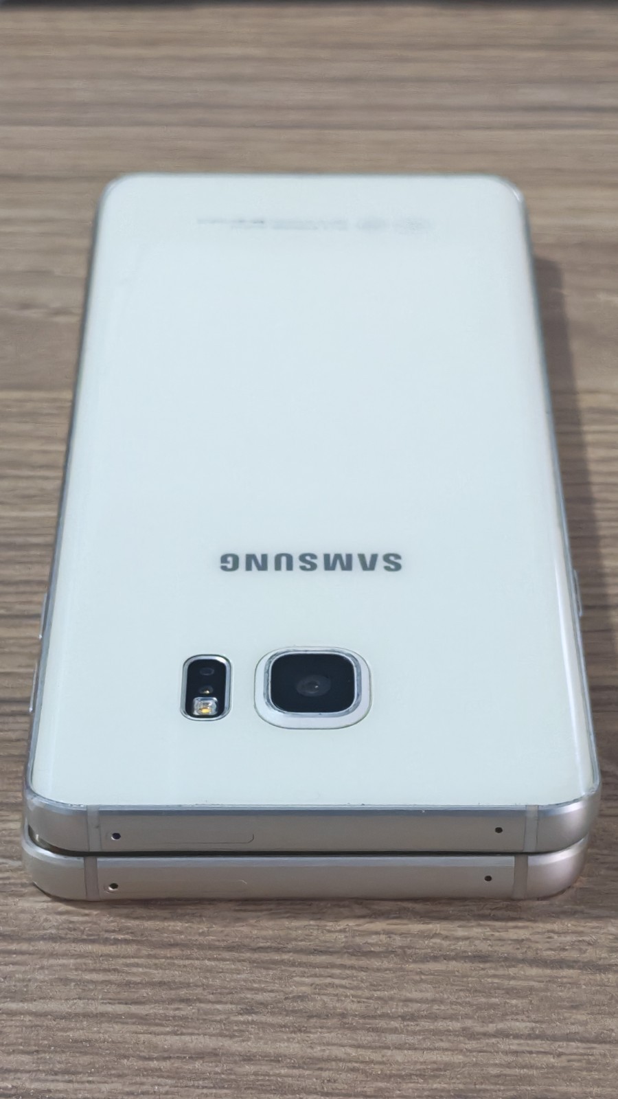Samsung Galaxy Note5 Unlocked 32GB Random Color With Accessories Tested Well