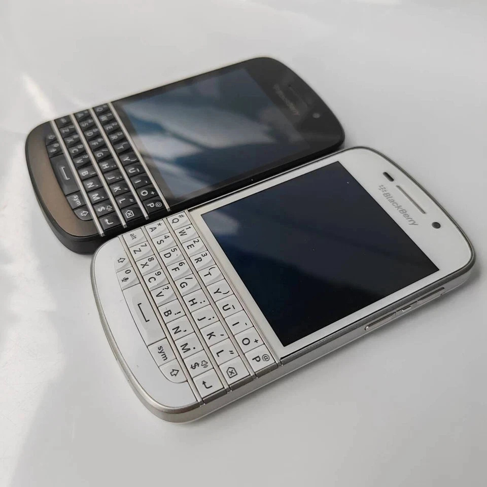 BlackBerry Q10 8MP 4G 16GB LTE 3.1″ Keyboard Unlocked Smartphone 1year warranty