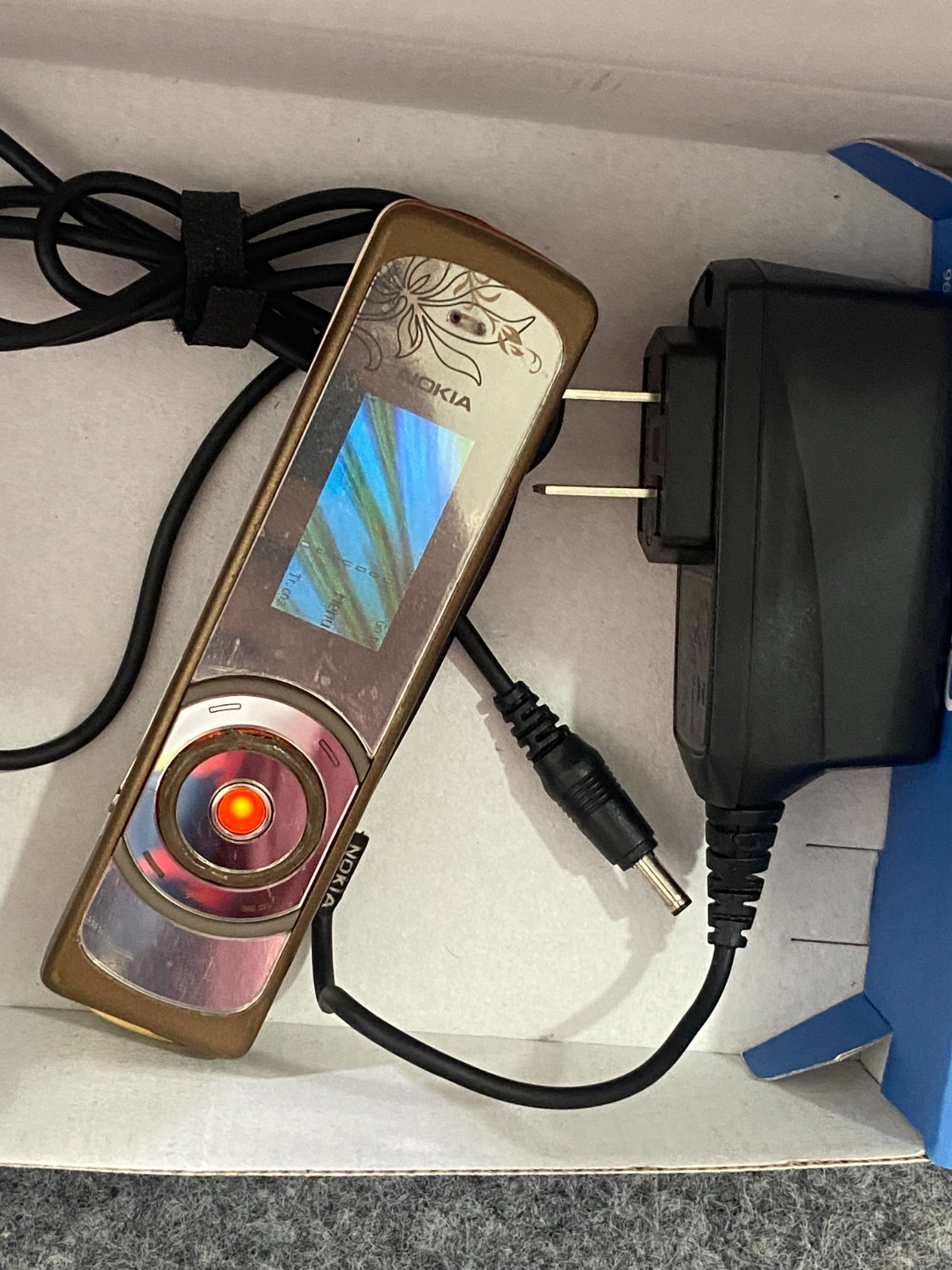 Nokia 7380 Unlocked CAMERA Bluetooth Radio LIPSTICK PHONE For Collectors