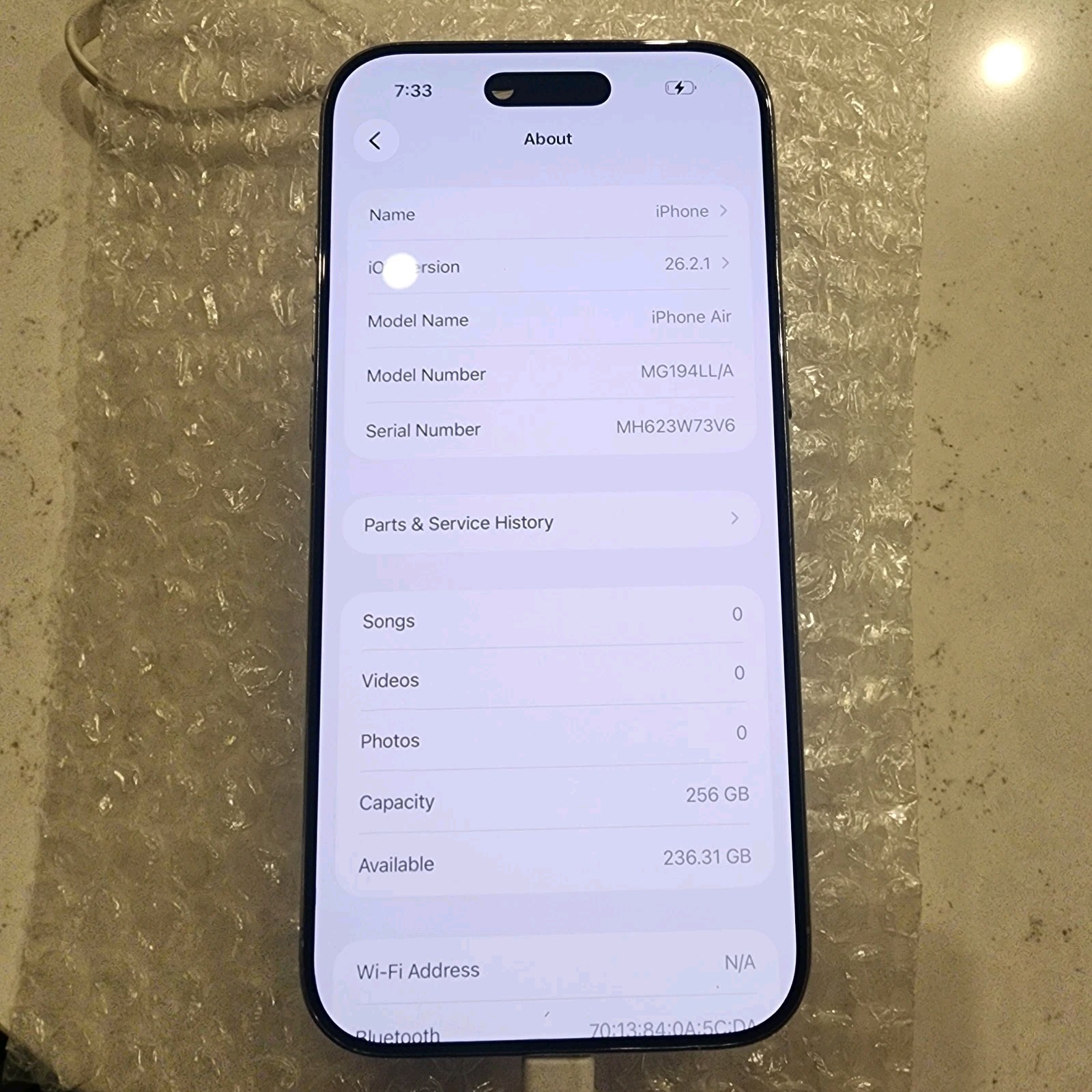 Apple iPhone Air – 256 GB – Cloud White (Unlocked) Check Esn