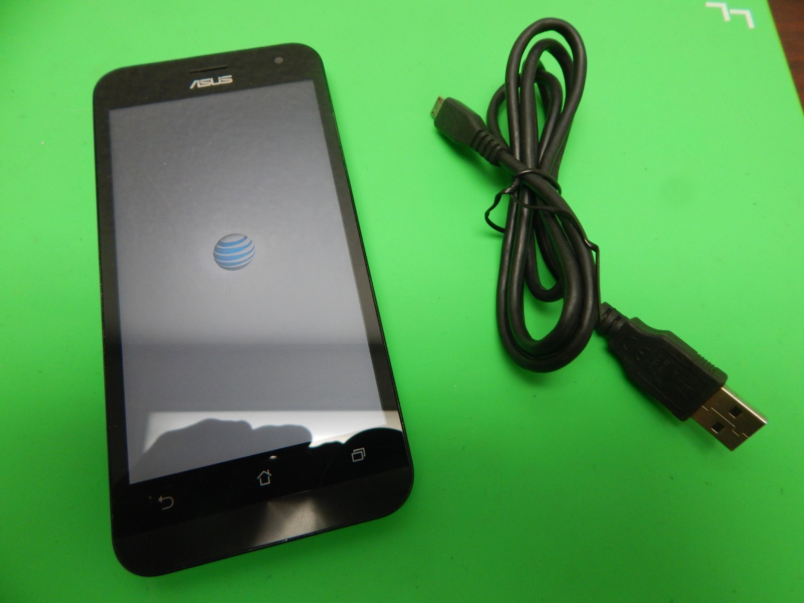 ASUS ZENFONE Z00D 8GB WHITE (AT&T) FREE BUNDLE & SHIPPING
