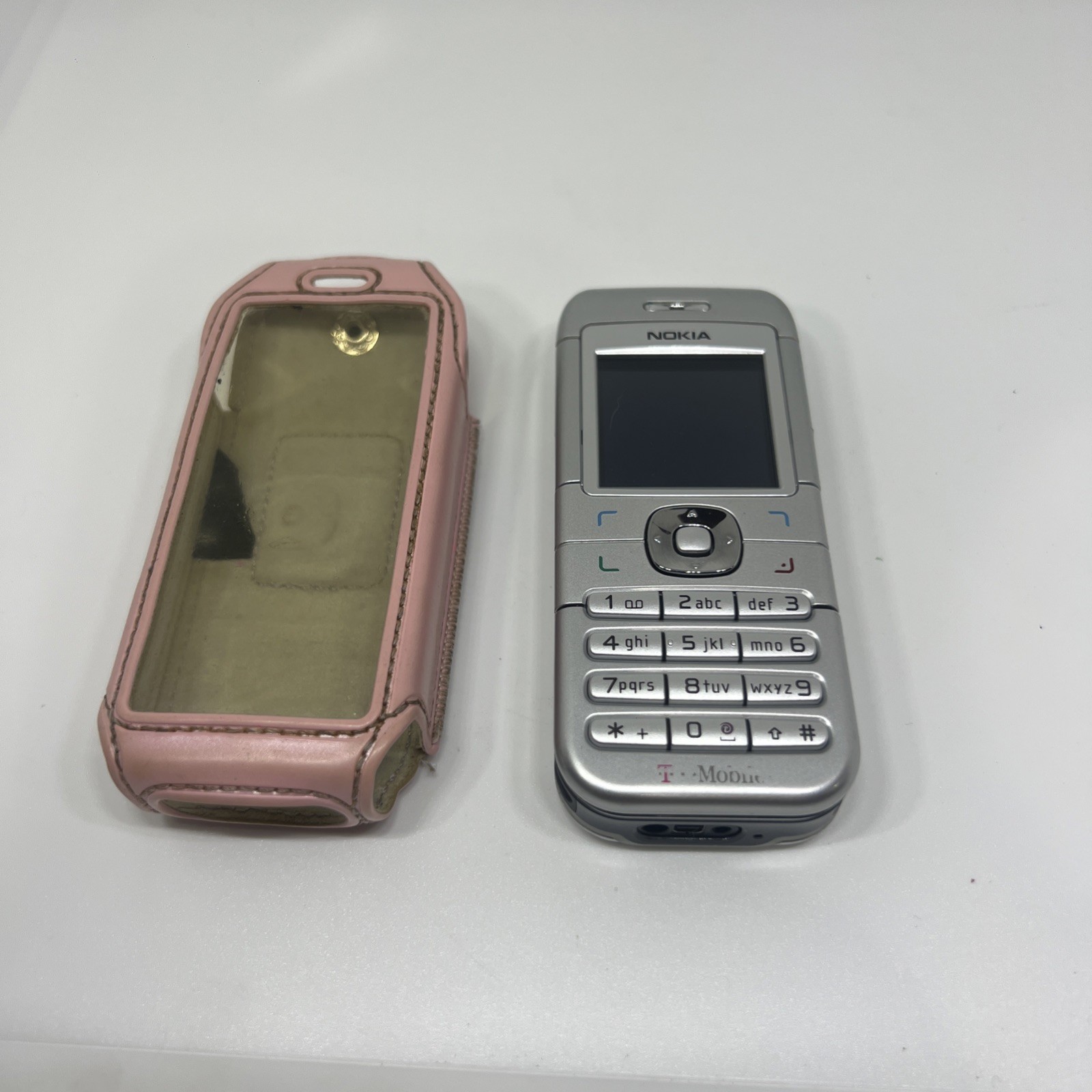 Nokia 6030 / 6030b – Silver and Gray Cellular Phone (C7B2)