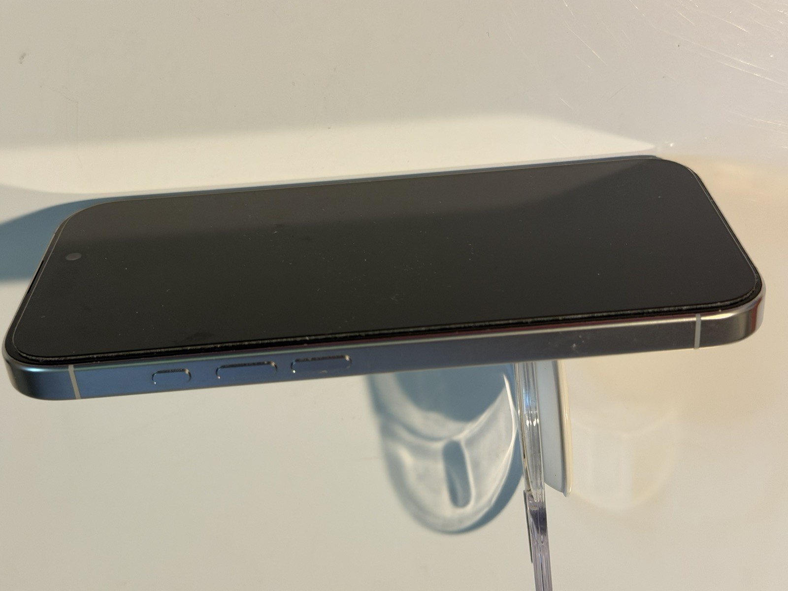 Apple iPhone 16 Pro 512GB Unlocked AT&T T-Mobile Verizon Excellent Condition