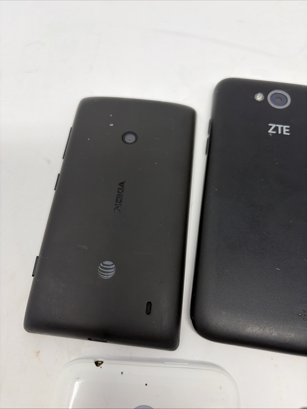 Lot of 7 Android / Windows Phones Untested For Parts / Repair