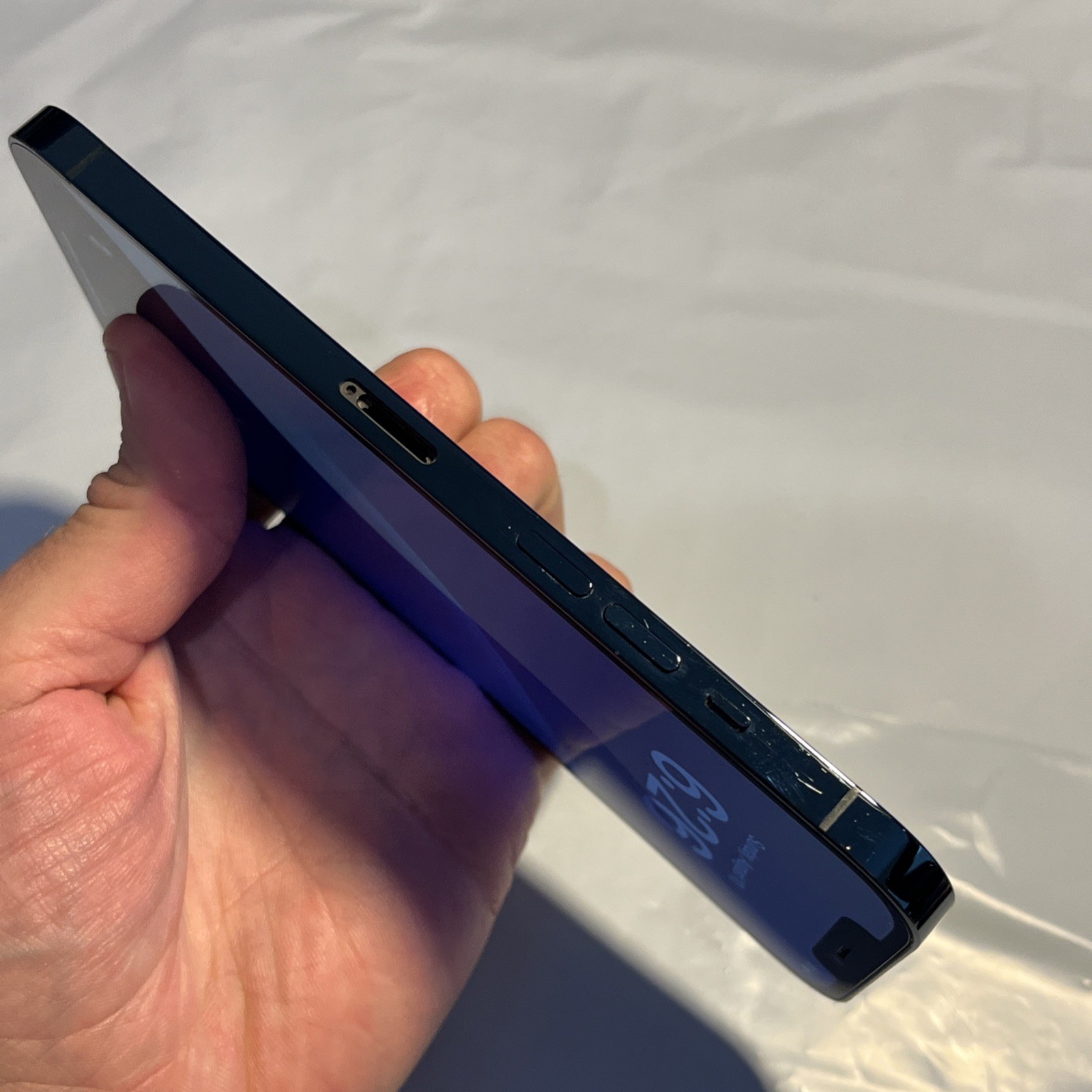 Apple iPhone 12 Pro Max – 128GB (Unlocked) ONE DEAD PIXEL -2.5x dots (T885)