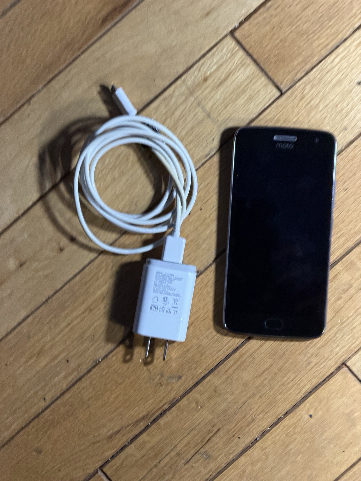 Motorola Moto G – 32 GB – Gray (Unlocked)