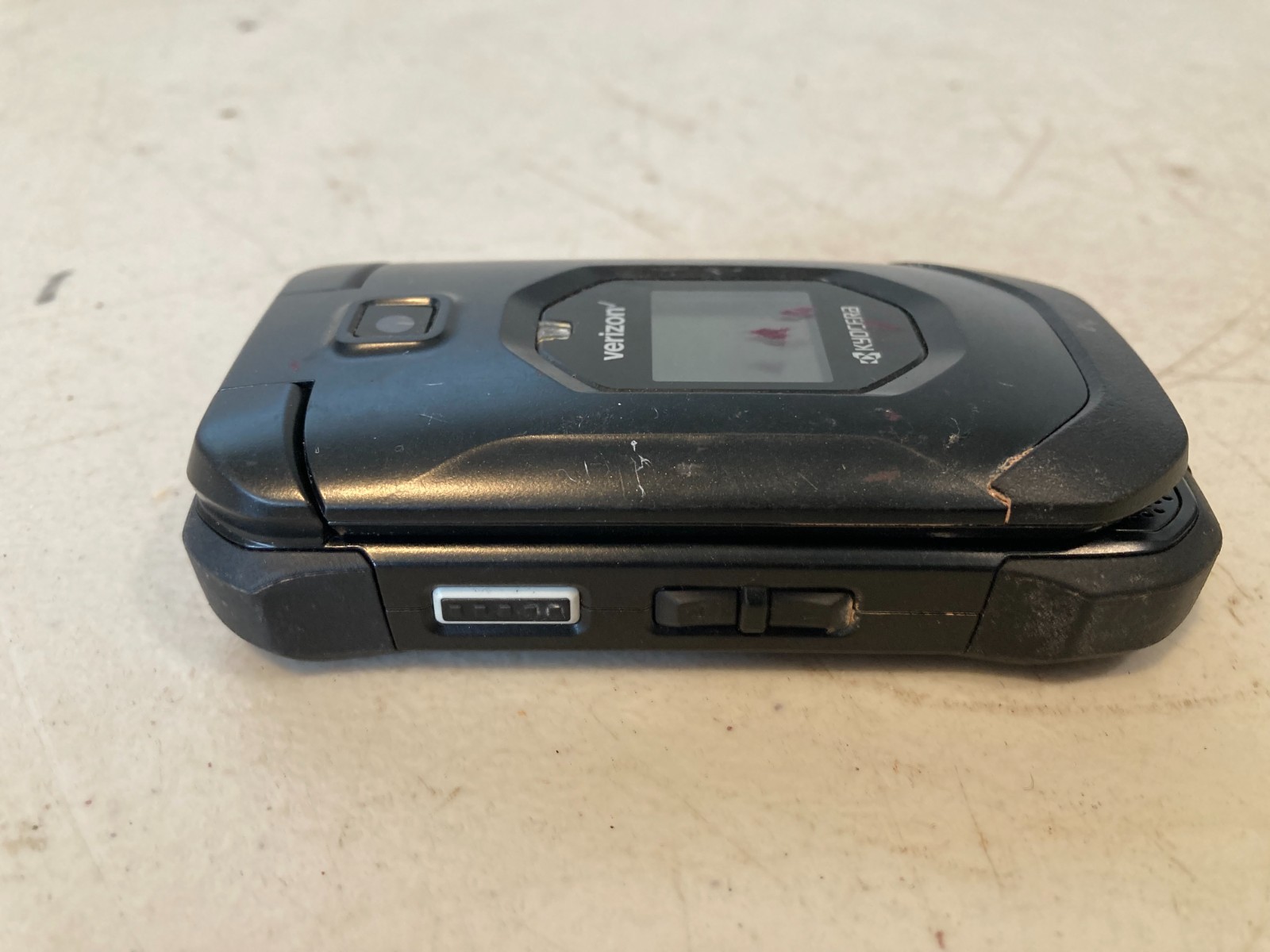 Kyocera DuraXV EXTREME E4810 4G LTE (Verizon) Unlocked Camera Phone No Battery