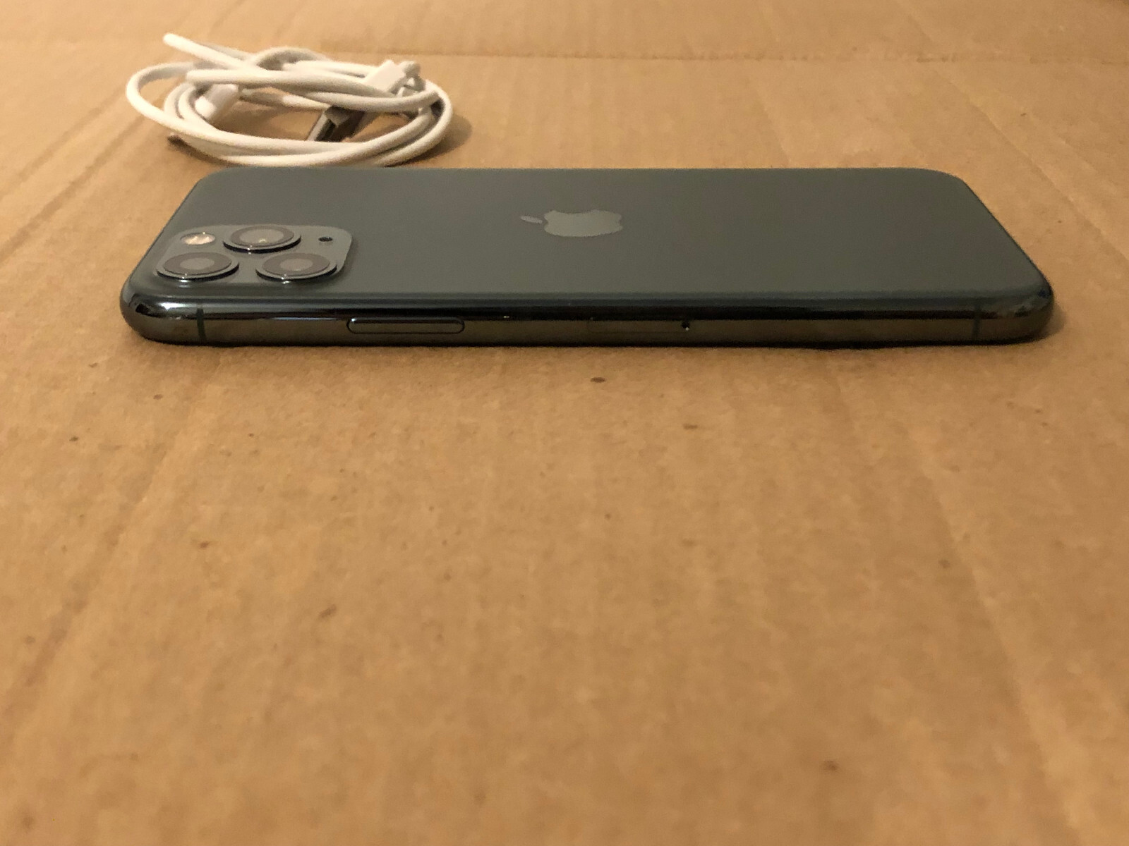 Apple iPhone 11 Pro – 64GB – Midnight Green Unlocked A2160 (CDMA + GSM) READ