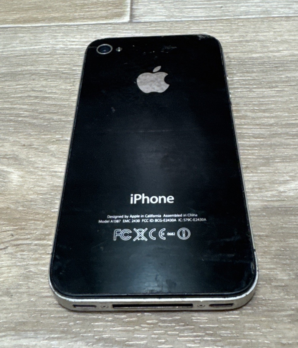 Apple iPhone 4s 16GB BLACK A1387 MD234LL/A IOS 7.0.2 Reset Broken Screen