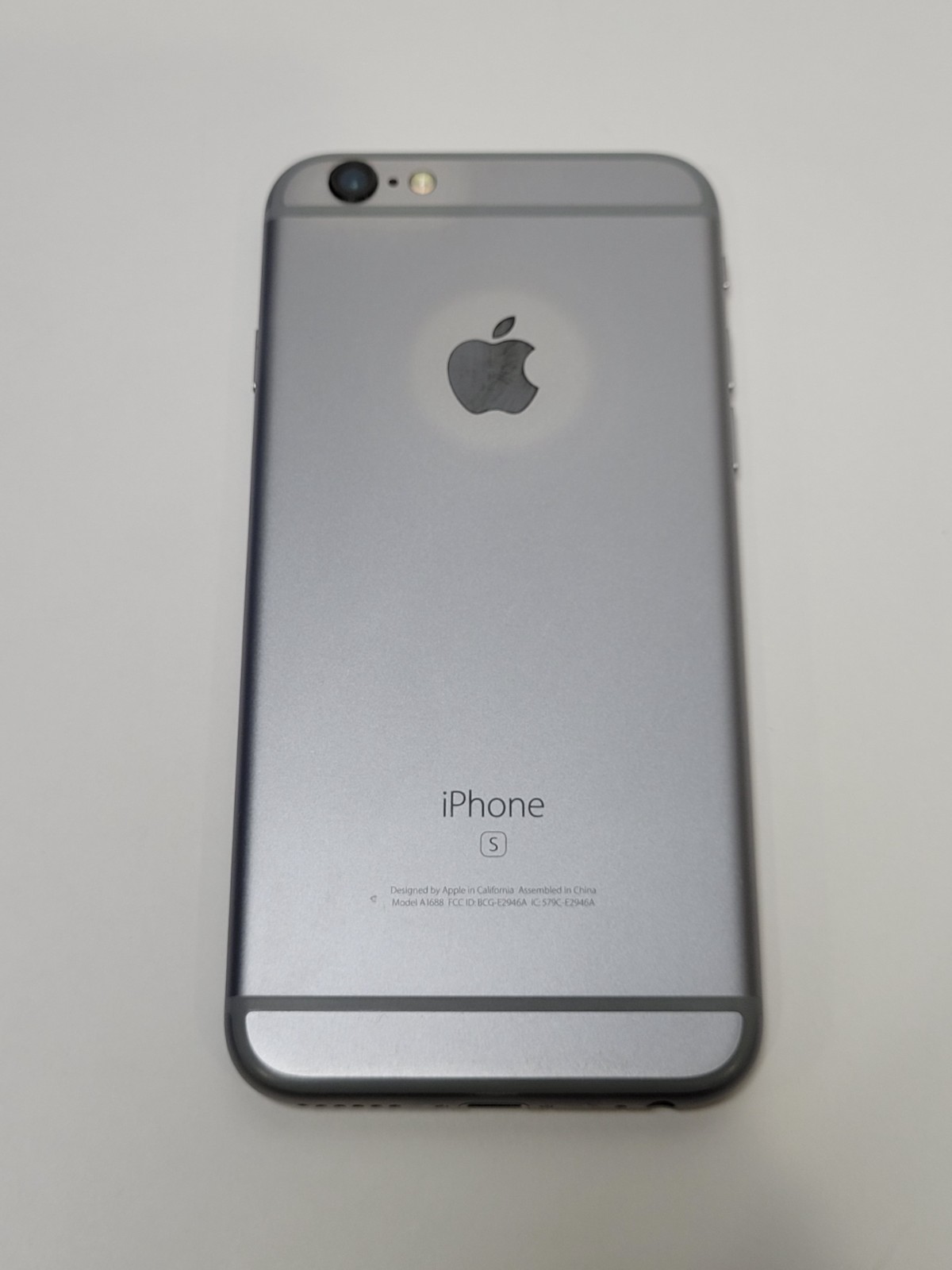 Apple iPhone 6s – 16GB – Space Gray – Verizon – MKRR2 LL/A – A1688