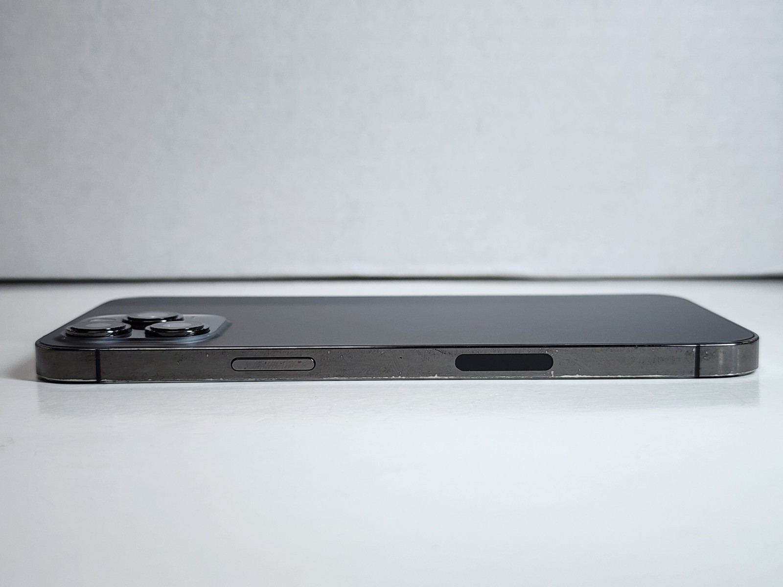 Apple iPhone 12 Pro Max 128GB A2342 Graphite AT&T Only – For Parts Only