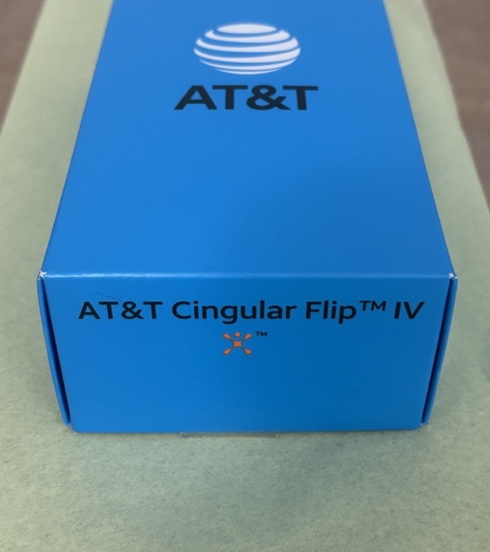 AT&T Cingular Flip IV U102AA 4GB Flip Phone KaiOS Black w/ USB Charge Cord & Box