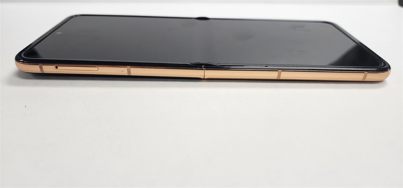 Motorola Razr Plus 2025 256GB Brown XT2557-3 (AT&T) – Fully Functional – DF7476