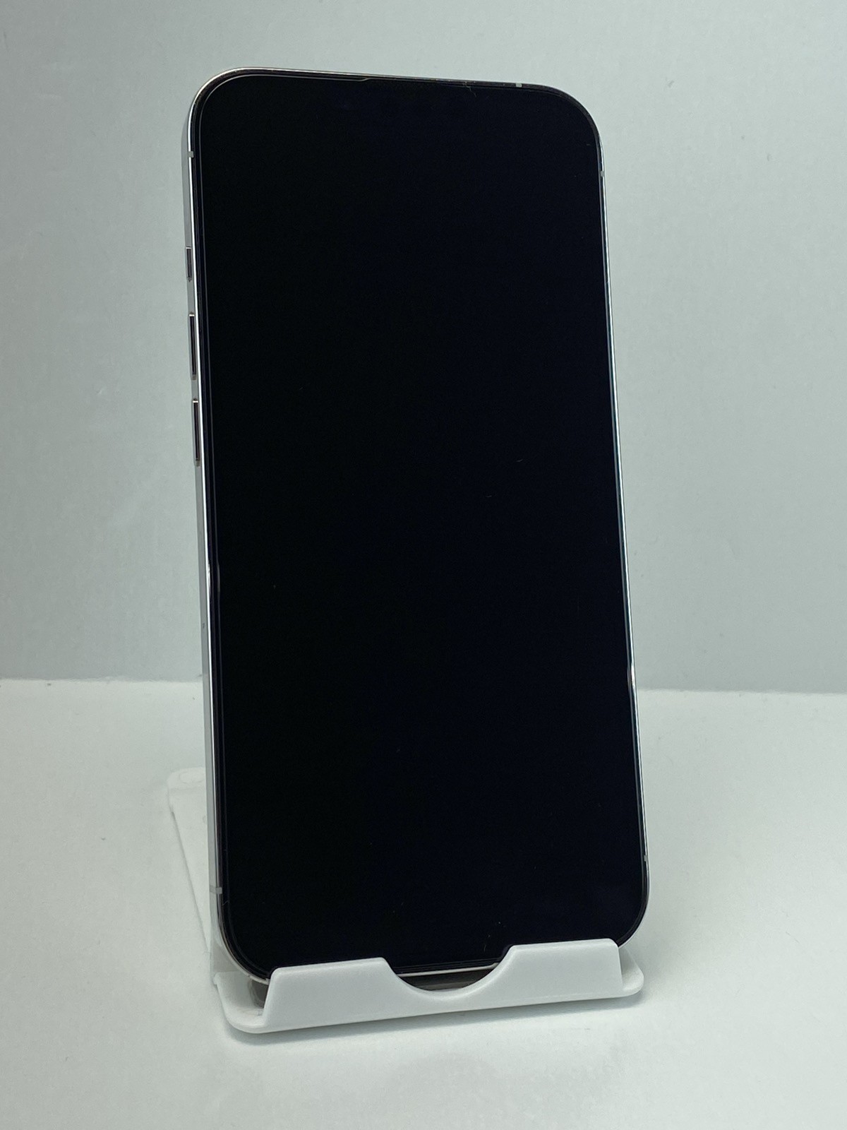 Apple iPhone 13 Pro A2483 128GB Silver 90% battery health Unlocked device