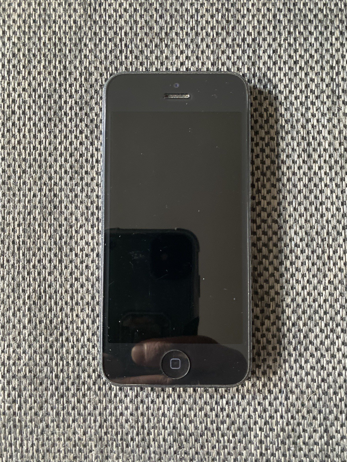 Apple iPhone 5 Black Slate, 16GB, A1429, PARTS/REPAIR ONLY Unknown Specs