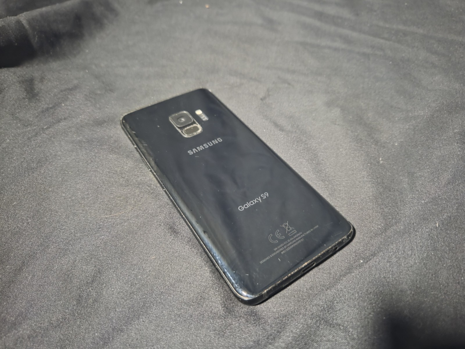 Samsung Galaxy S9 – 64 GB – Midnight Black (Unlocked) – READ DESCRIPTION