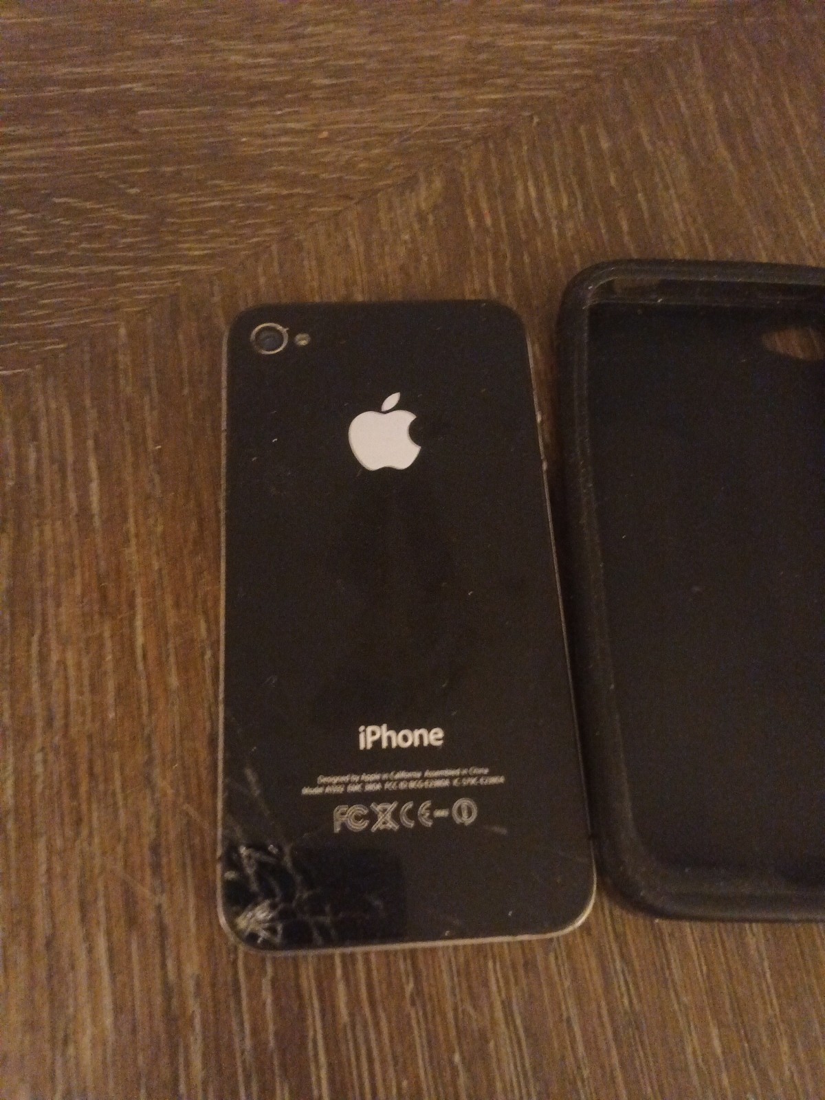 Apple iPhone 4s – 8GB -untested Because I Don’t Have The Chord For It