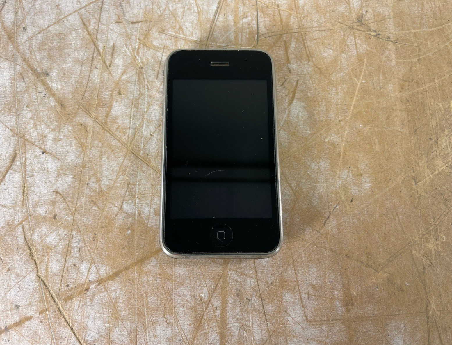 APPLE IPHONE 3GS (A1303/BLACK) – 8GB – AT&T