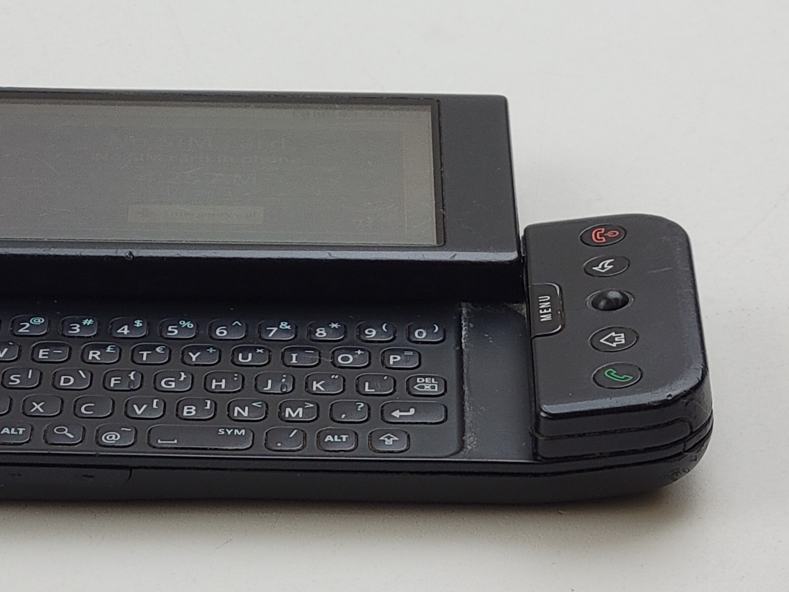 HTC Dream Google G1 (DREA100) 256MB – Black (T-Mobile) – SMALL ISSUE – J6346