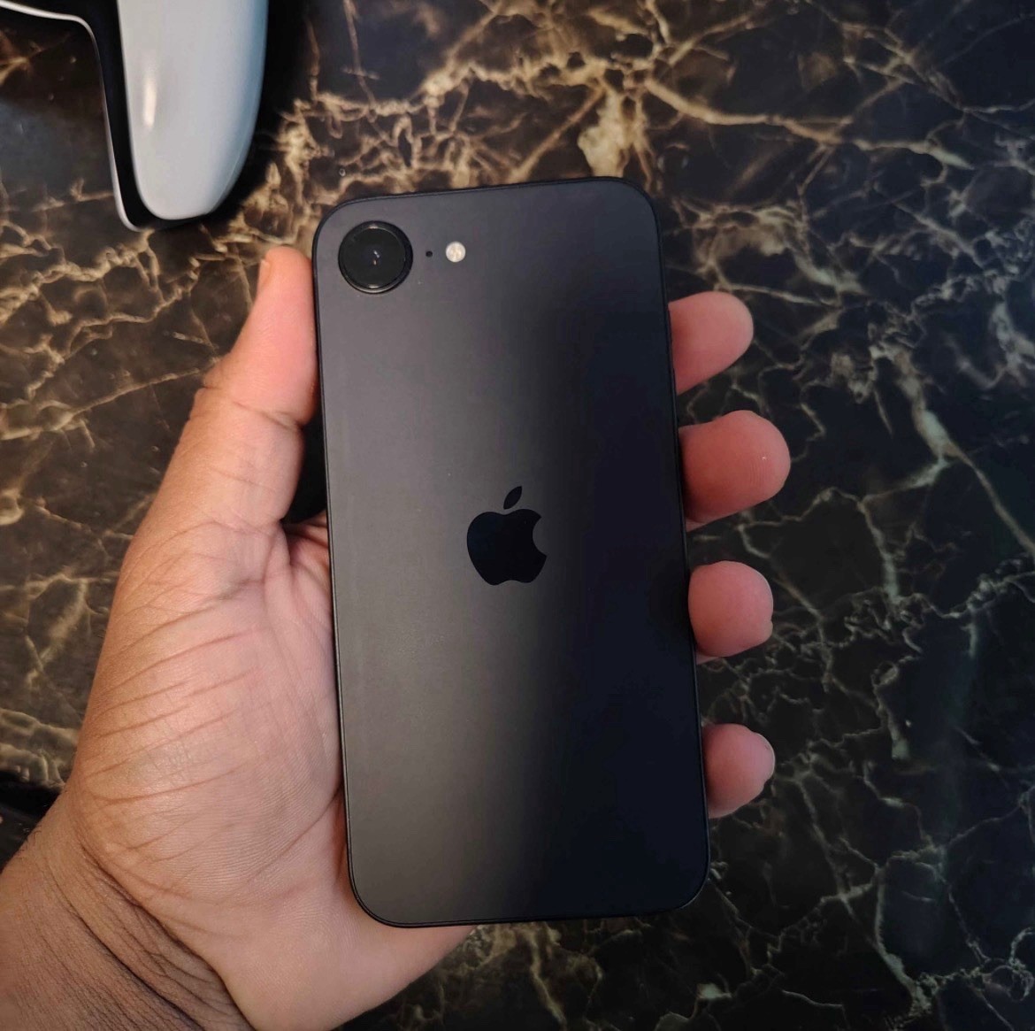 Apple iPhone Black Verizon 12 MP Camera Wi-Fi Bluetooth NFC iOS