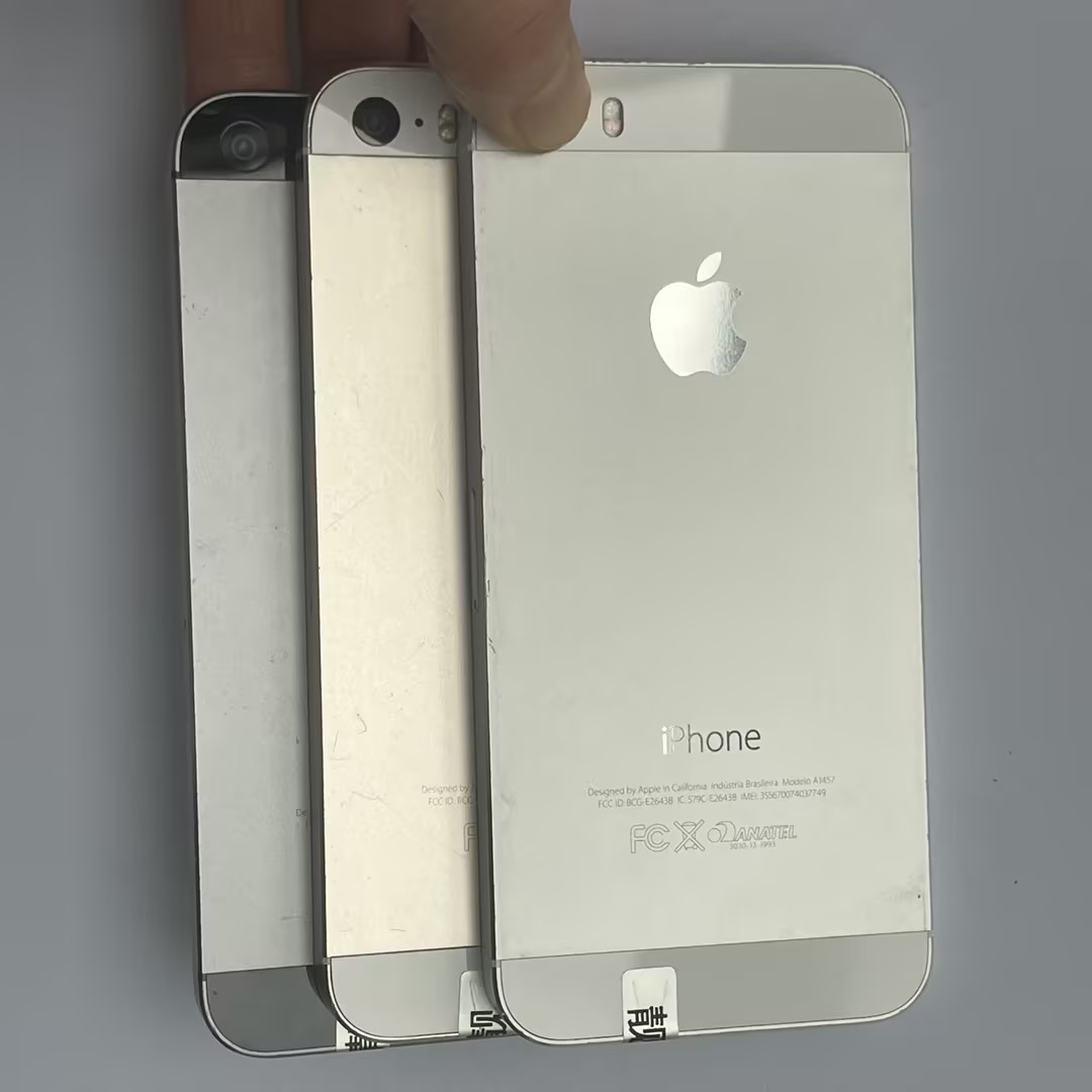 Apple iPhone 5S UNlocked （ New Battery ） 16/32GB/64GB US Stock