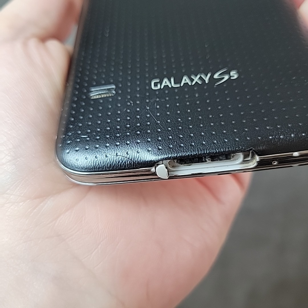 Samsung Galaxy S5 16GB Verizon Smartphone Reset Powers On READ