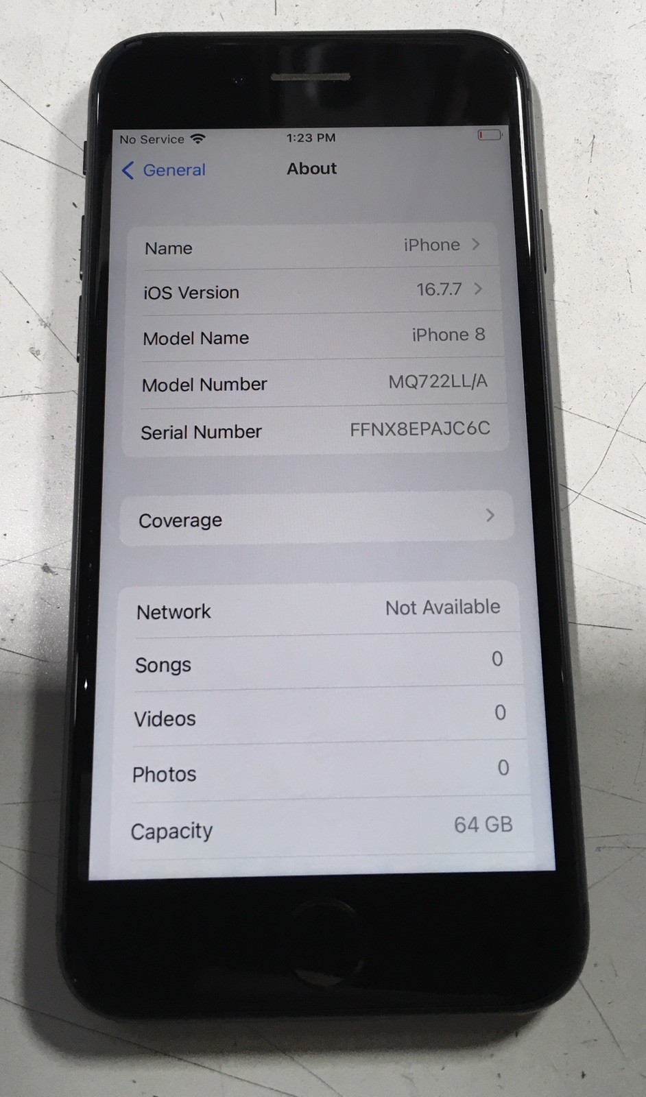 Apple iPhone 8 (A1863) – Space Gray – 64GB – Carrier: Verizon