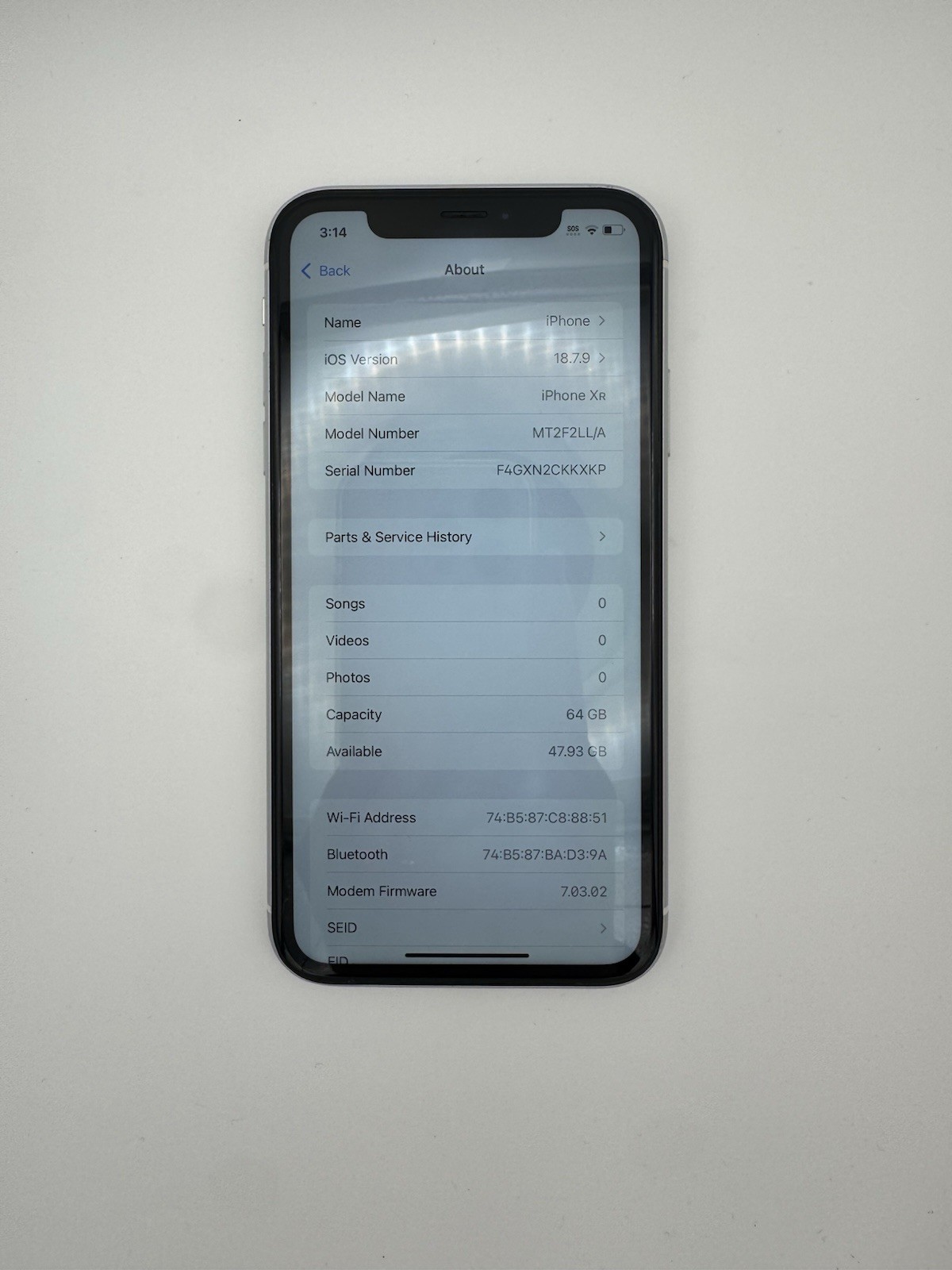 Apple iPhone XR 64GB in White – Unlocked for Any Carrier!
