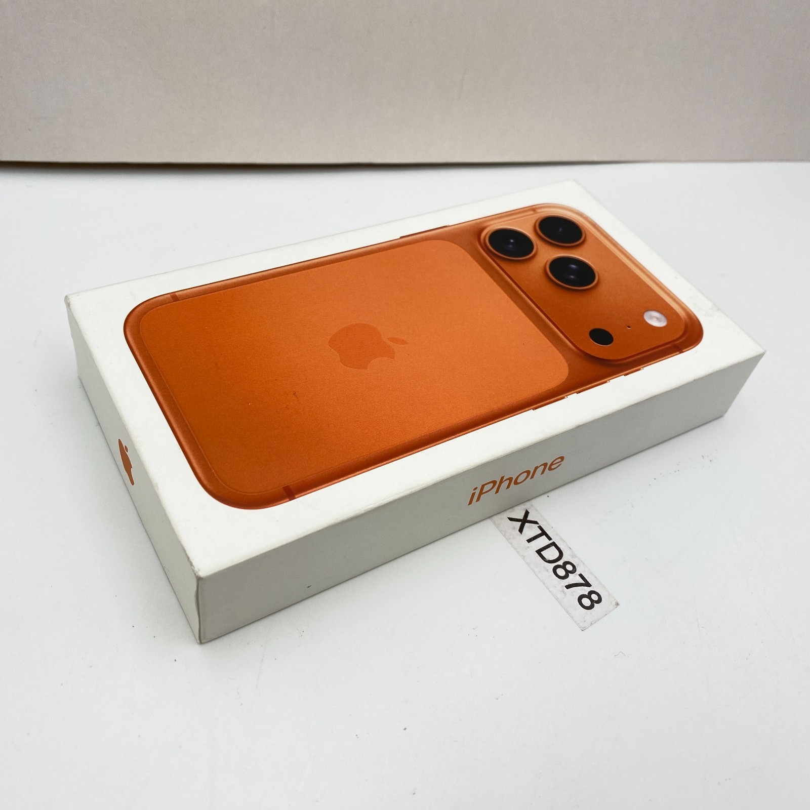 Apple iPhone 17 Pro – 256GB – Cosmic Orange (Unlocked) /Open Box