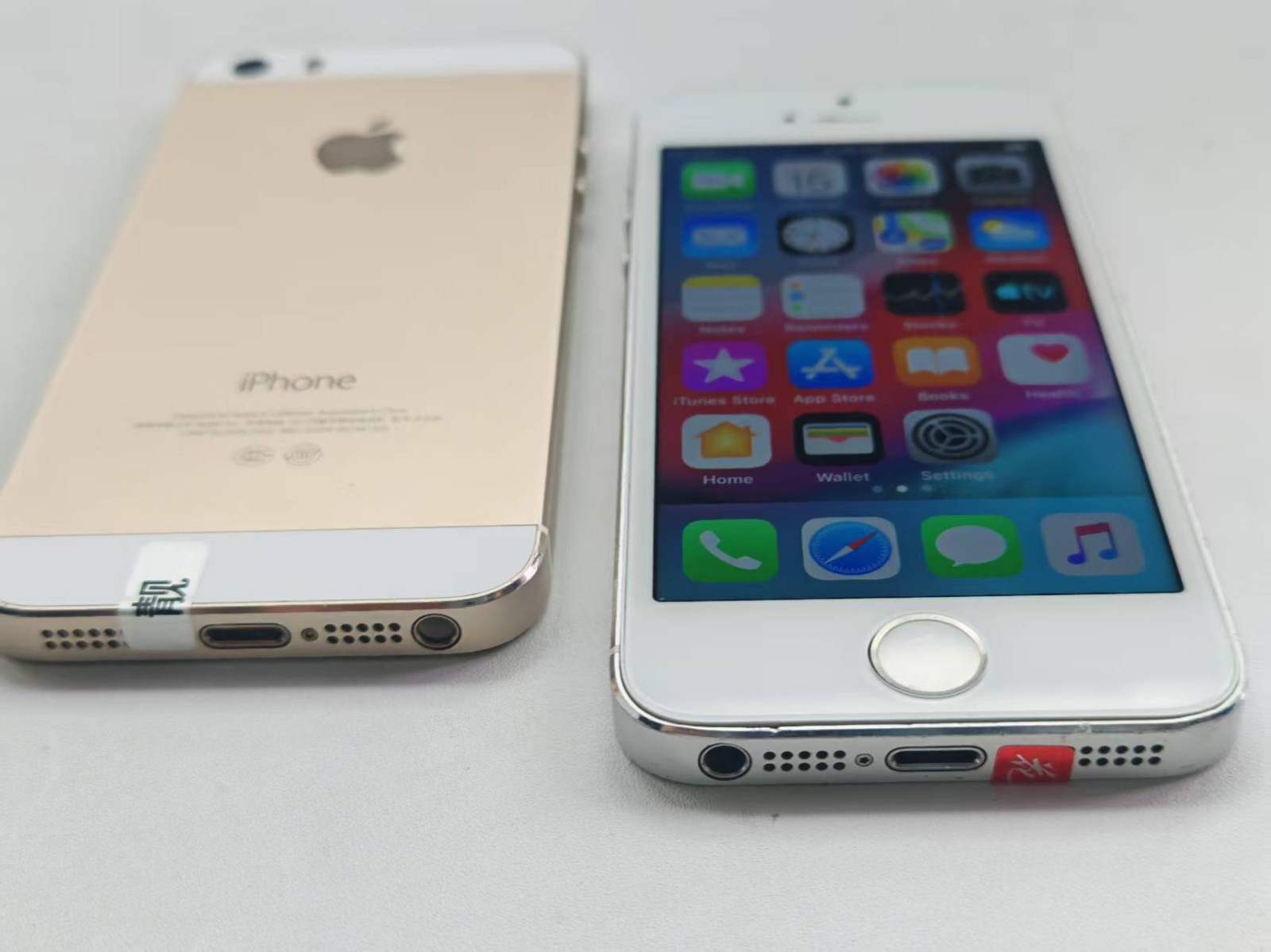 Apple IPhone 5s – 16/32/64GB – ALL COLORS Unlocked GOOD