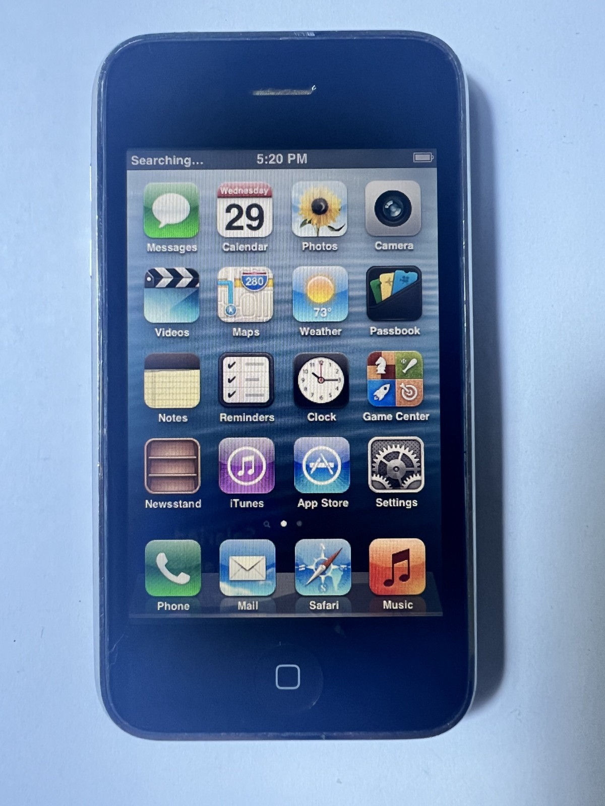 Apple iPhone 3GS 16GB Black AT&T MC135LL/A A1303 NICE iOS 6.1.6 -Good Condition