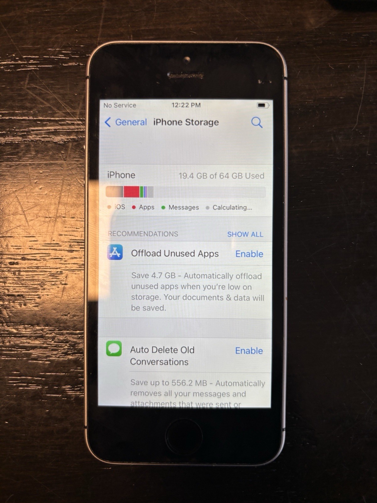Apple iPhone 6s – 64 GB – Silver Boost Mobile