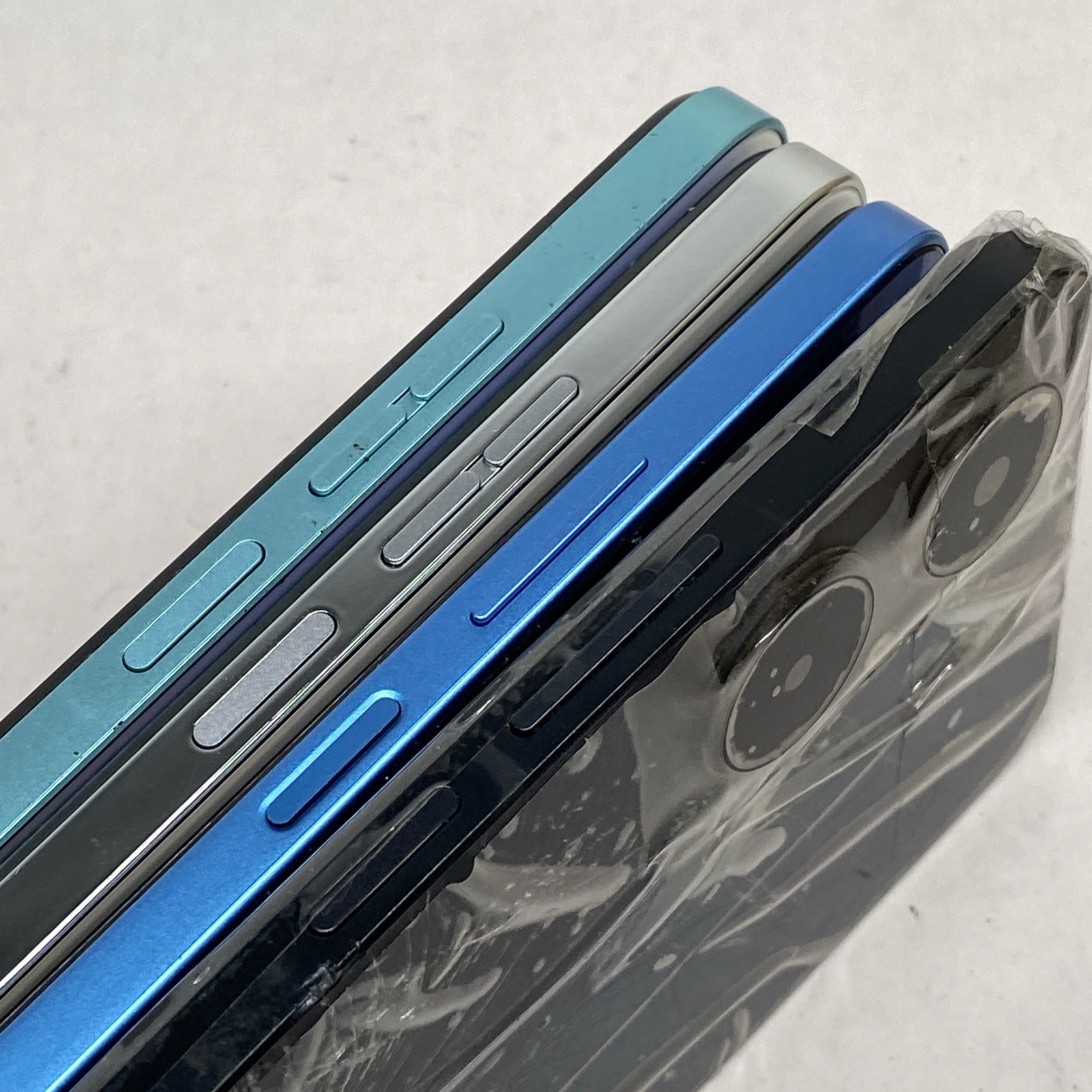 Lot of 4 BLU G64 G54 G34 Untested For Parts READ