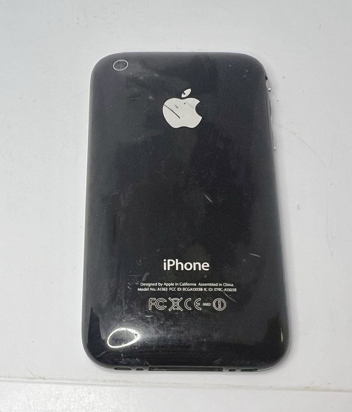 Apple iPhone 3GS – 8GB – A1303 – Black ios 4.3.3 Untested
