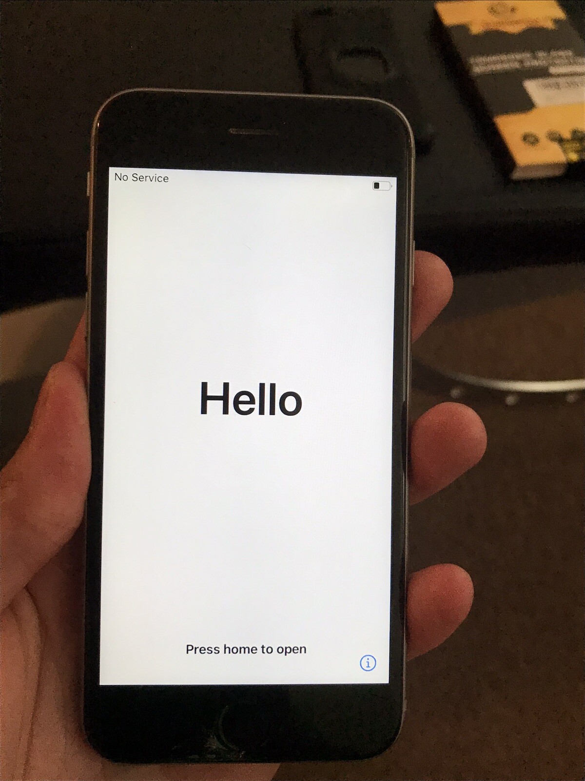 Apple iPhone 6s – 64GB – Space Gray (AT&T) A1633 (CDMA + GSM)