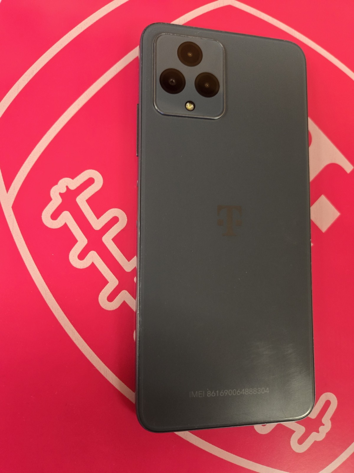 T-Mobile REVVL 6 64GB 6.52” Blue – For Parts Only- Does Not Turn On